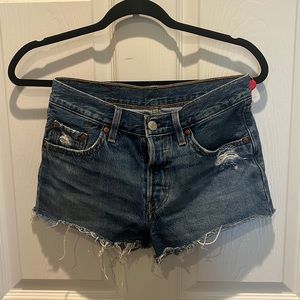 Women’s Levi cutoff shorts
